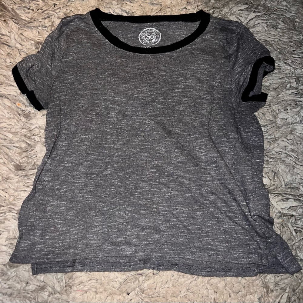 7 basic T-shirts - Picture 6 of 8